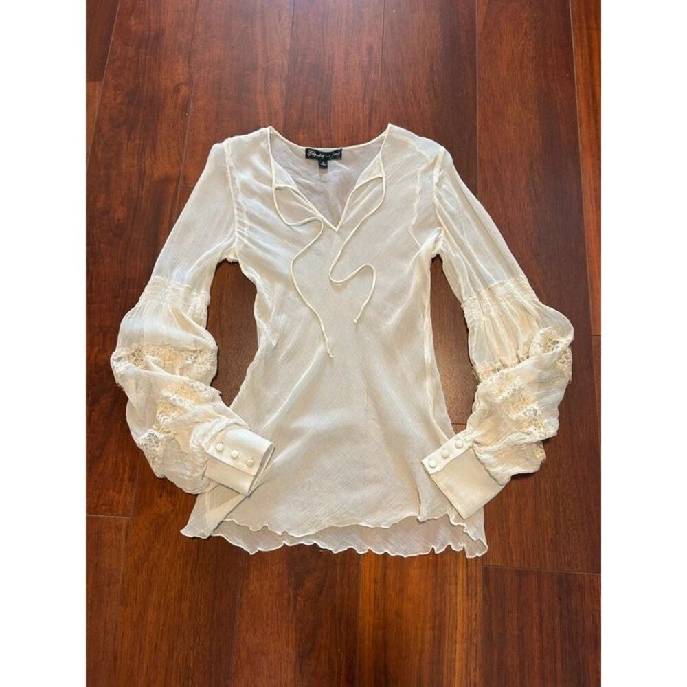 Silk vintage-inspired blouse in coquette style Elizabeth & James